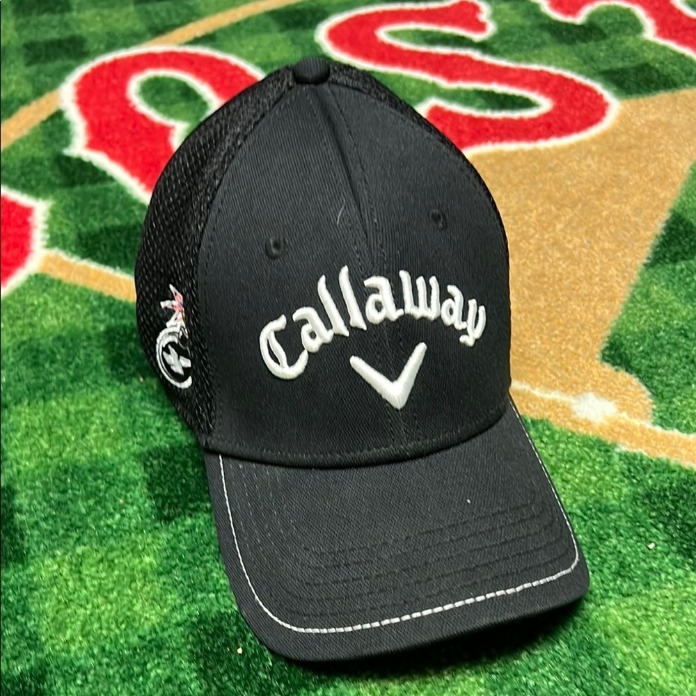 Callaway XR x Odyssey Tour Authentic Men's Fitted Golf Cap Hat Black Size S/M - Picture 1 of 6